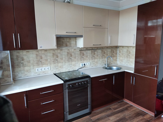 Продам трехкомнатную (3-комн.) квартиру, Бусалова ул, 17, Яхрома г