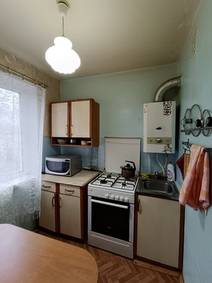 Продам двухкомнатную (2-комн.) квартиру, Любимова ул, 6, Иваново г