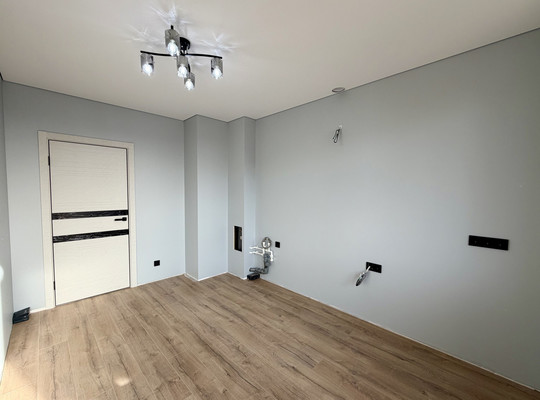 Продам двухкомнатную (2-комн.) квартиру, Декабристов пл, 7, Астрахань г