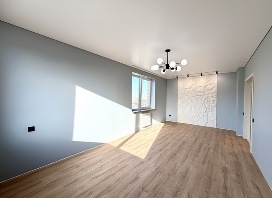 Продам двухкомнатную (2-комн.) квартиру, Декабристов пл, 7, Астрахань г