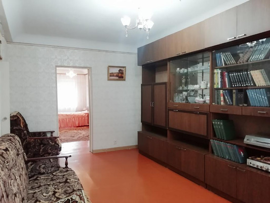 Продам трехкомнатную (3-комн.) квартиру, 2-я Краснодарская ул, 92/1, Ростов-на-Дону г