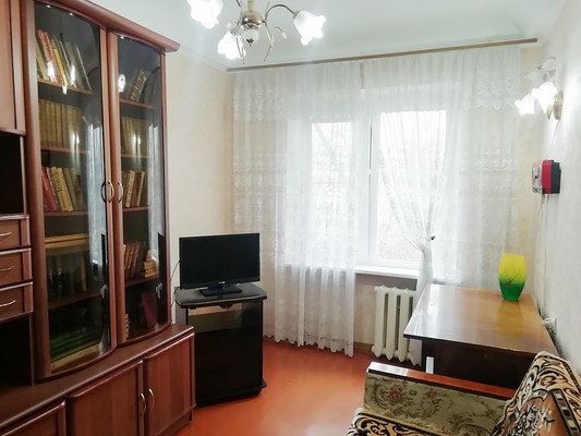 Продам трехкомнатную (3-комн.) квартиру, 2-я Краснодарская ул, 92/1, Ростов-на-Дону г