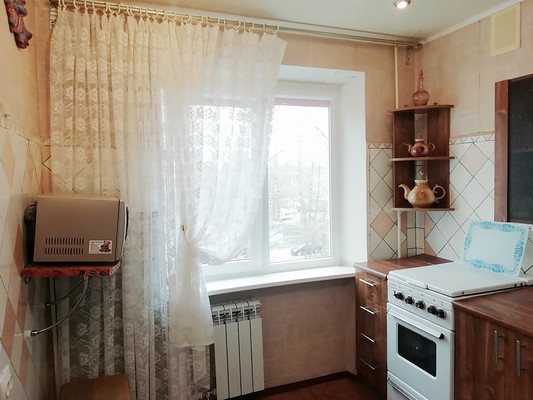 Продам трехкомнатную (3-комн.) квартиру, 2-я Краснодарская ул, 92/1, Ростов-на-Дону г