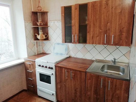 Продам трехкомнатную (3-комн.) квартиру, 2-я Краснодарская ул, 92/1, Ростов-на-Дону г