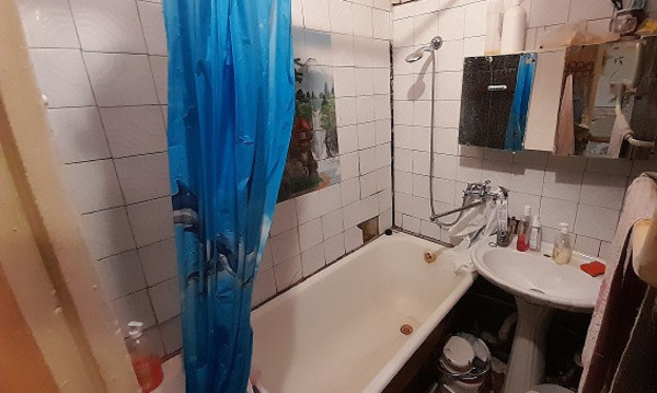 Продам 2-комн. в 3-комн. квартире, 1, Зимитицы п