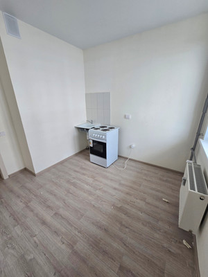 Продам однокомнатную (1-комн.) квартиру, Медведское ш, 2гк2, Луга г