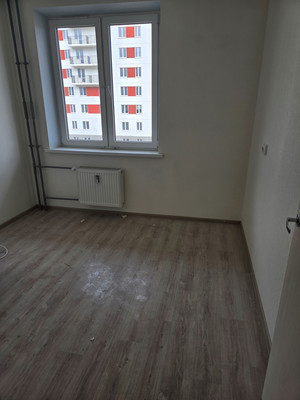 Продам однокомнатную (1-комн.) квартиру, Медведское ш, 2гк2, Луга г