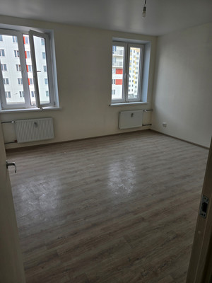 Продам однокомнатную (1-комн.) квартиру, Медведское ш, 2гк2, Луга г