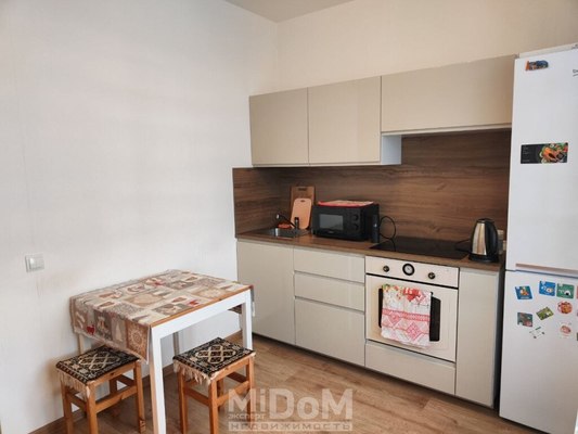 Продам однокомнатную (1-комн.) квартиру, Шувалова ул, 27/7, Мурино п