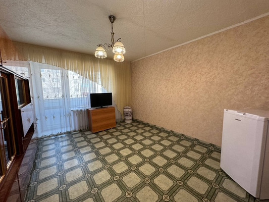 Продам трехкомнатную (3-комн.) квартиру, Парижской Коммуны ул, 31к2, Комсомольск-на-Амуре г
