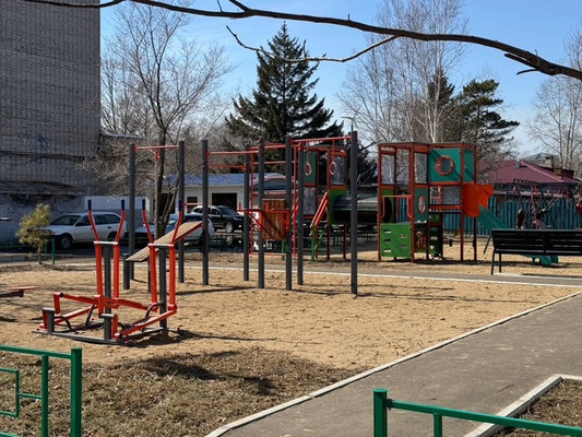 Продам трехкомнатную (3-комн.) квартиру, Парижской Коммуны ул, 31к2, Комсомольск-на-Амуре г