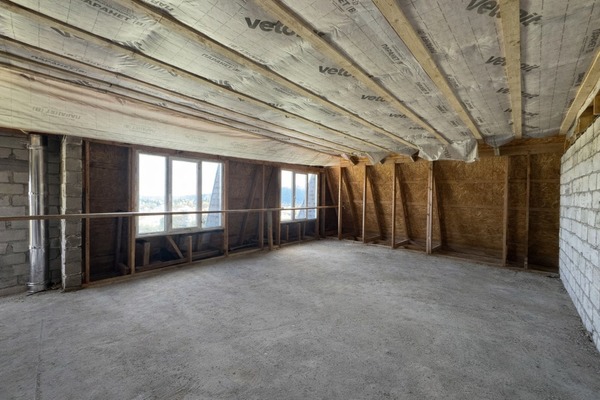 Продам однокомнатную (1-комн.) квартиру, Биттирова ул, 1, Белая Речка с