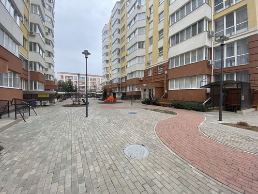 Сдам однокомнатную (1-комн.) квартиру, Железнодорожная ул, 1е, Симферополь г