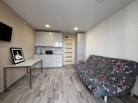 Продам однокомнатную (1-комн.) квартиру, Азата Аббасова ул, 9, Казань г