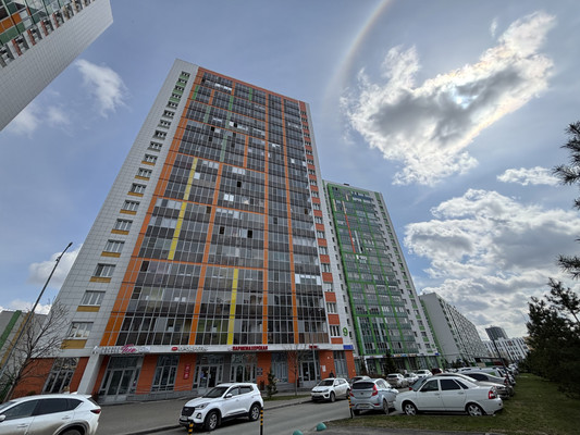 Продам однокомнатную (1-комн.) квартиру, Азата Аббасова ул, 9, Казань г