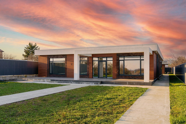 Продам дом, Кирова ул, 12, Красносельское с, 0 км от города