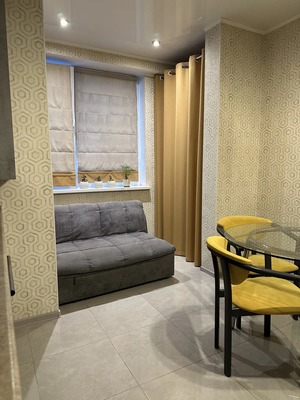 Продам однокомнатную (1-комн.) квартиру, Старозенитная ул, 5, Симферополь г