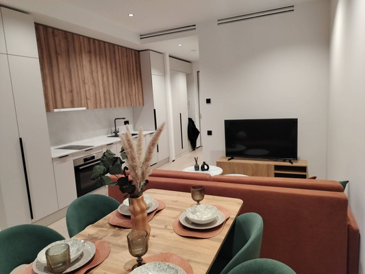 Продам двухкомнатную (2-комн.) квартиру, Ленинский пр-кт, 38кс, Москва г