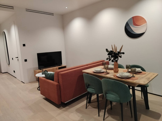 Продам двухкомнатную (2-комн.) квартиру, Ленинский пр-кт, 38кс, Москва г