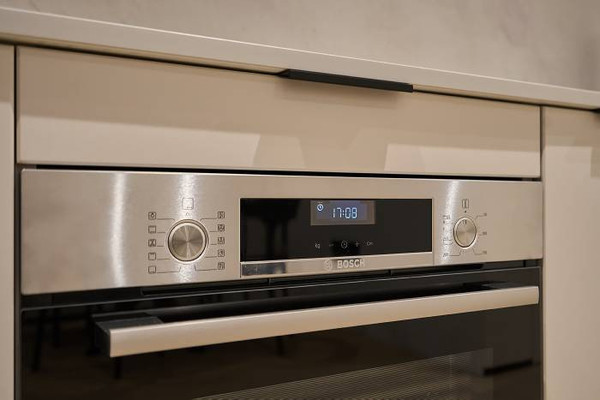 Продам двухкомнатную (2-комн.) квартиру, Ленинский пр-кт, 38кс, Москва г