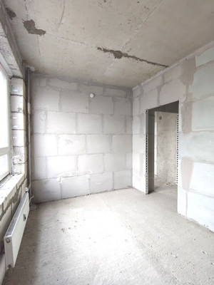 Продам трехкомнатную (3-комн.) квартиру, Новомосковская ул, 1к3, Москва г