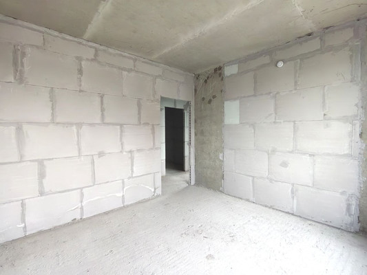 Продам трехкомнатную (3-комн.) квартиру, Новомосковская ул, 1к3, Москва г