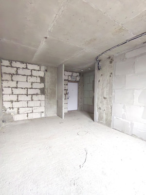 Продам трехкомнатную (3-комн.) квартиру, Новомосковская ул, 1к3, Москва г