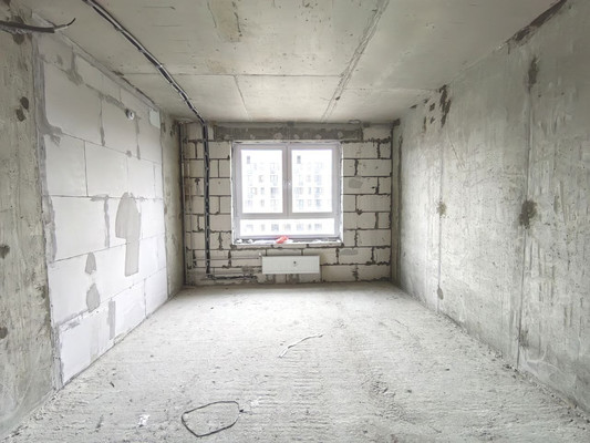 Продам трехкомнатную (3-комн.) квартиру, Новомосковская ул, 1к3, Москва г