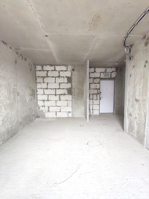 Продам трехкомнатную (3-комн.) квартиру, Новомосковская ул, 1к3, Москва г