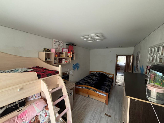 Продам трехкомнатную (3-комн.) квартиру, Блюхера ул, 4, Казань г