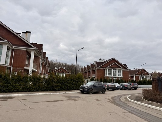 Продам таунхаус, Фирсановка-Лайф мкр, к3, Подолино д, 0 км от города