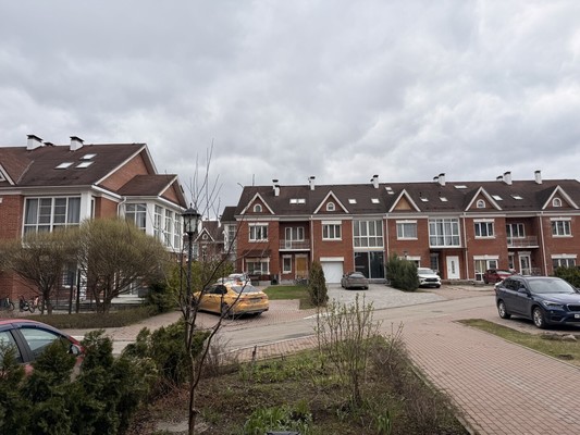 Продам таунхаус, Фирсановка-Лайф мкр, к3, Подолино д, 0 км от города