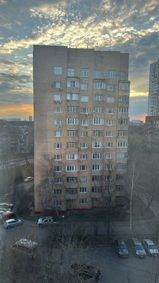 Продам трехкомнатную (3-комн.) квартиру, Пожарского ул, 29, Химки г