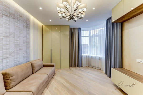 Продам однокомнатную (1-комн.) квартиру, Александра Курынова ул, 5к1, Казань г