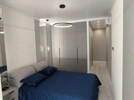 Продам двухкомнатную (2-комн.) квартиру, Молодой гвардии ул, 34, Калининград г