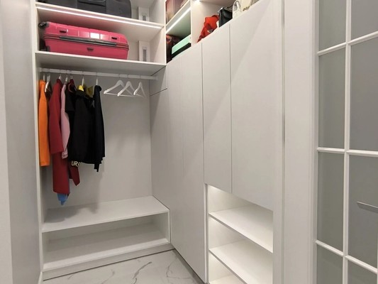 Продам двухкомнатную (2-комн.) квартиру, Молодой гвардии ул, 34, Калининград г