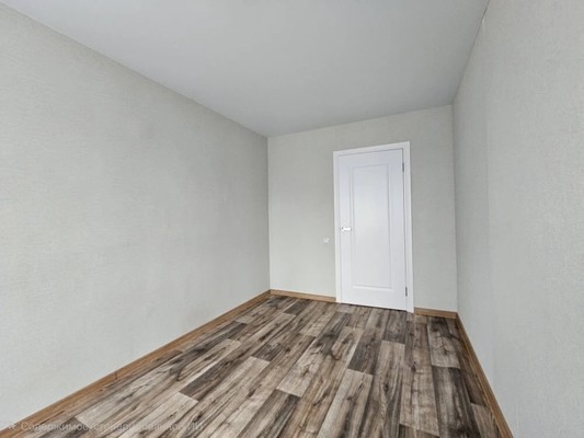 Продам двухкомнатную (2-комн.) квартиру, Юбилейная ул, 3, Рязань г