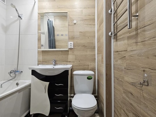 Продам двухкомнатную (2-комн.) квартиру, Юбилейная ул, 3, Рязань г