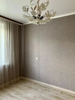 Продам двухкомнатную (2-комн.) квартиру, Адоратского ул, 36, Казань г