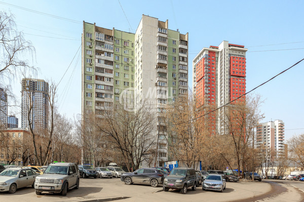 Продам однокомнатную (1-комн.) квартиру, Сельскохозяйственная ул, 14к1, Москва г