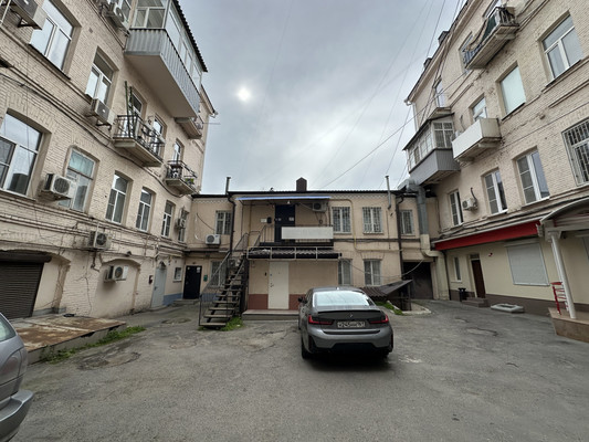 Сдам двухкомнатную (2-комн.) квартиру, Буденновский пр-кт, 35, Ростов-на-Дону г