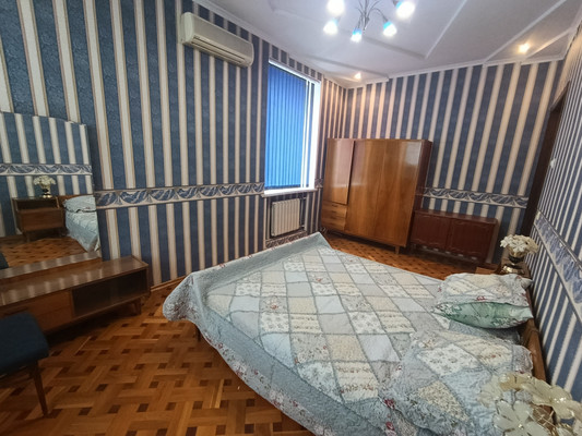 Сдам трехкомнатную (3-комн.) квартиру, Большая Садовая ул, 39кА, Ростов-на-Дону г