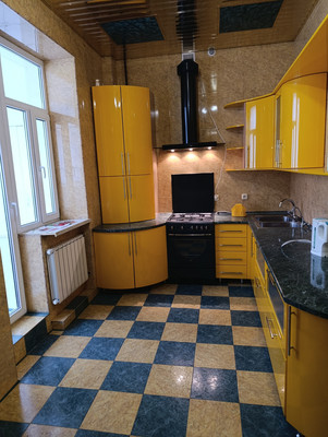 Сдам трехкомнатную (3-комн.) квартиру, Большая Садовая ул, 39кА, Ростов-на-Дону г