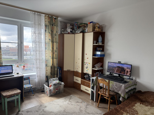 Продам двухкомнатную (2-комн.) квартиру, Малая Очаковская ул, 6, Москва г