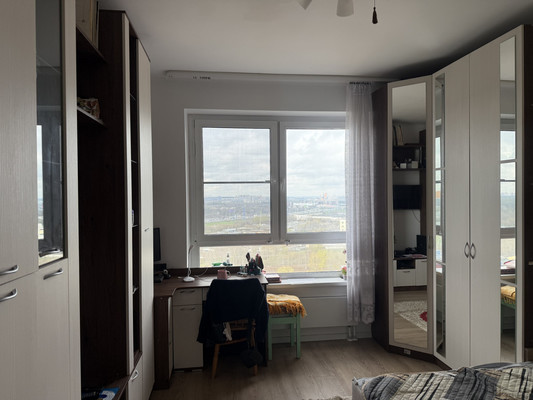 Продам двухкомнатную (2-комн.) квартиру, Малая Очаковская ул, 6, Москва г