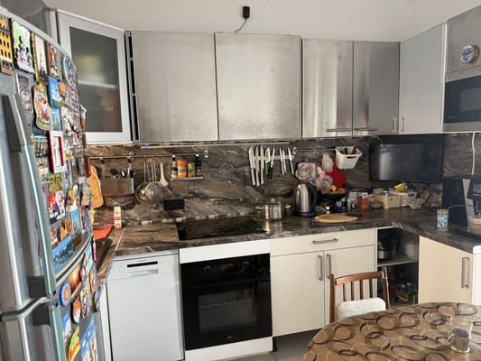 Продам двухкомнатную (2-комн.) квартиру, Малая Очаковская ул, 6, Москва г