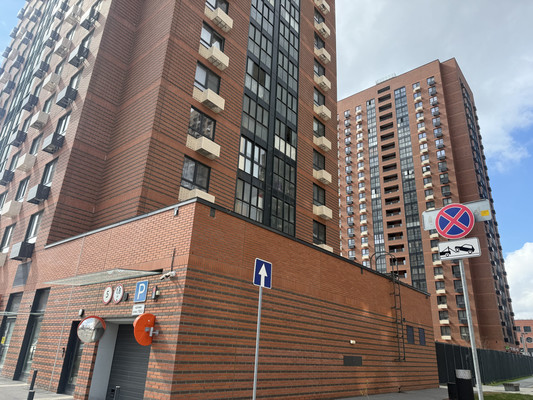 Продам двухкомнатную (2-комн.) квартиру, Малая Очаковская ул, 6, Москва г