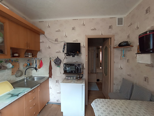 Продам трехкомнатную (3-комн.) квартиру, Курчатова пр-кт, 35, Волгодонск г