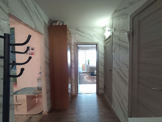 Продам трехкомнатную (3-комн.) квартиру, Курчатова пр-кт, 35, Волгодонск г