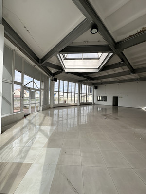 Сдам коммерческое помещение 328,6 м2, Московский пр-кт, 196кА, Калининград г